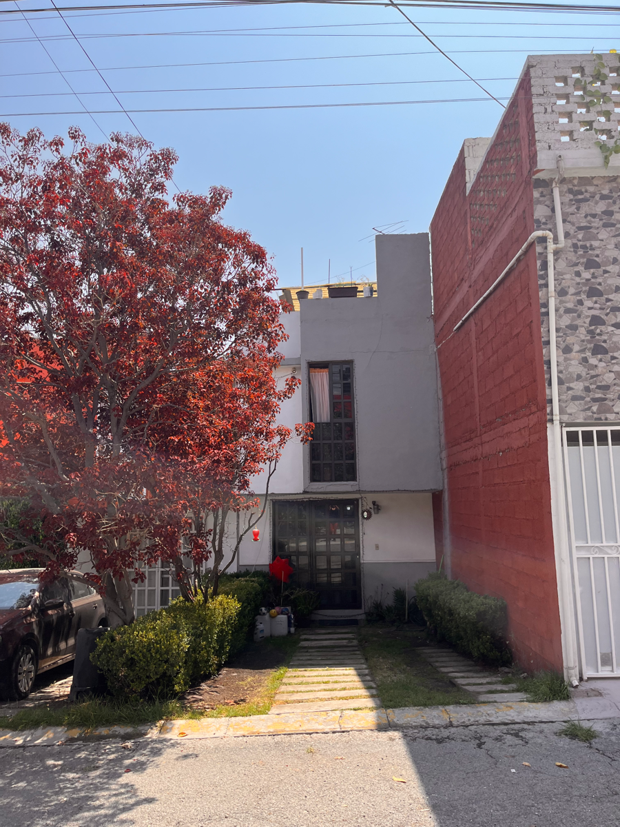 Casa en venta en Lomas de San Francisco Tepojaco, Cuautitlán Izcalli — foto 1 de 26