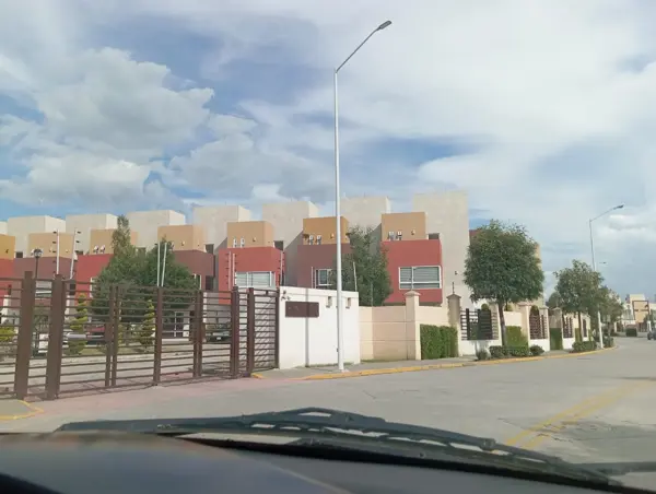 Casa en venta en San Mateo Otzacatipan, Toluca — foto 2 de 9