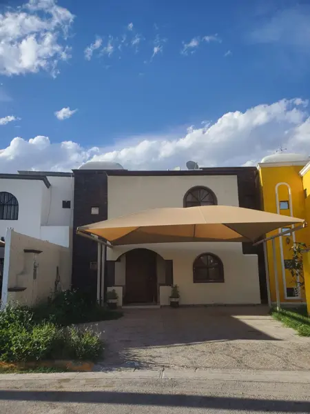 Casa en venta en Jardines las Etnias, Torreón — foto 2 de 31