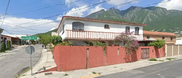 Casa en venta en Contry la Silla, Guadalupe — foto 2 de 10