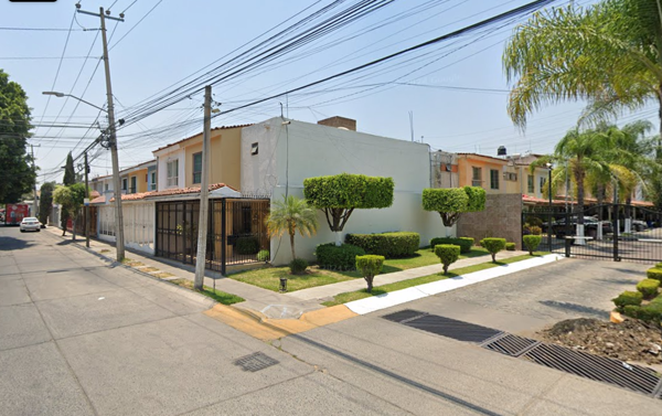 Casa en venta en Jardines de los Historiadores, Guadalajara — foto 2 de 15