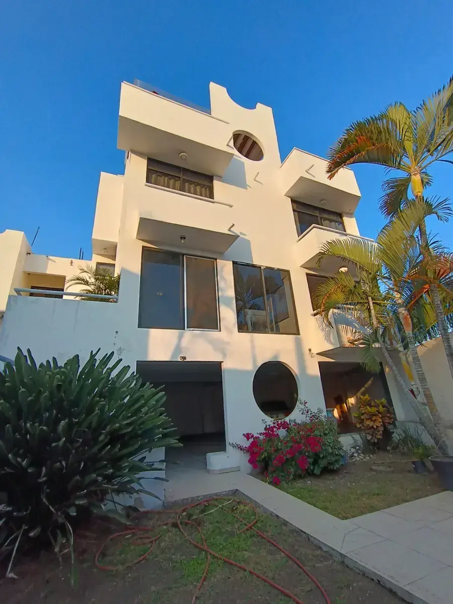 Edificio en renta en Jardines de Cuernavaca, Cuernavaca — foto 1 de 29