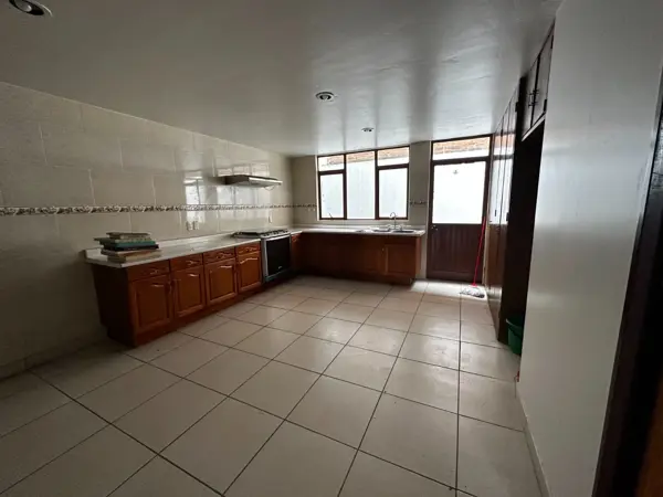 Casa en venta en Nueva Jacarandas, Morelia — foto 3 de 5