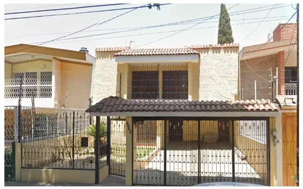Casa en venta en Bosques de La Victoria, Guadalajara — foto 3 de 10