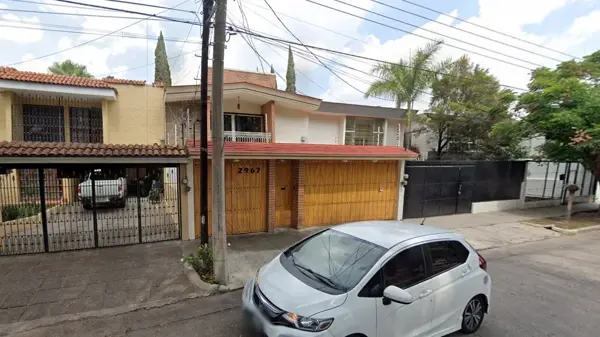 Casa en venta en Bosques de La Victoria, Guadalajara — foto 2 de 10