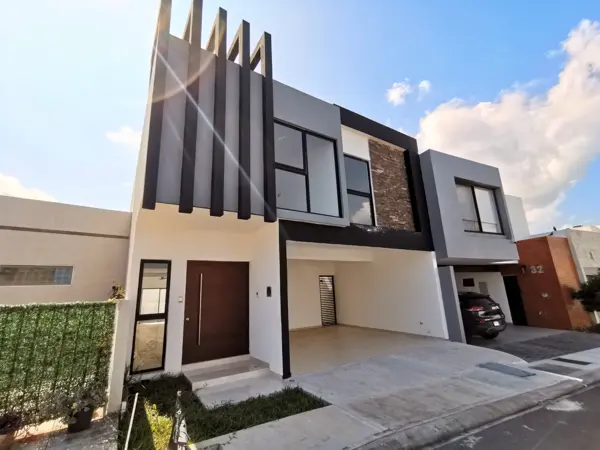 Casa en venta en Lomas de la Rioja, Alvarado — foto 2 de 41
