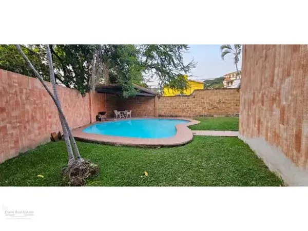 Casa en venta en Burgos, Temixco — foto 2 de 23
