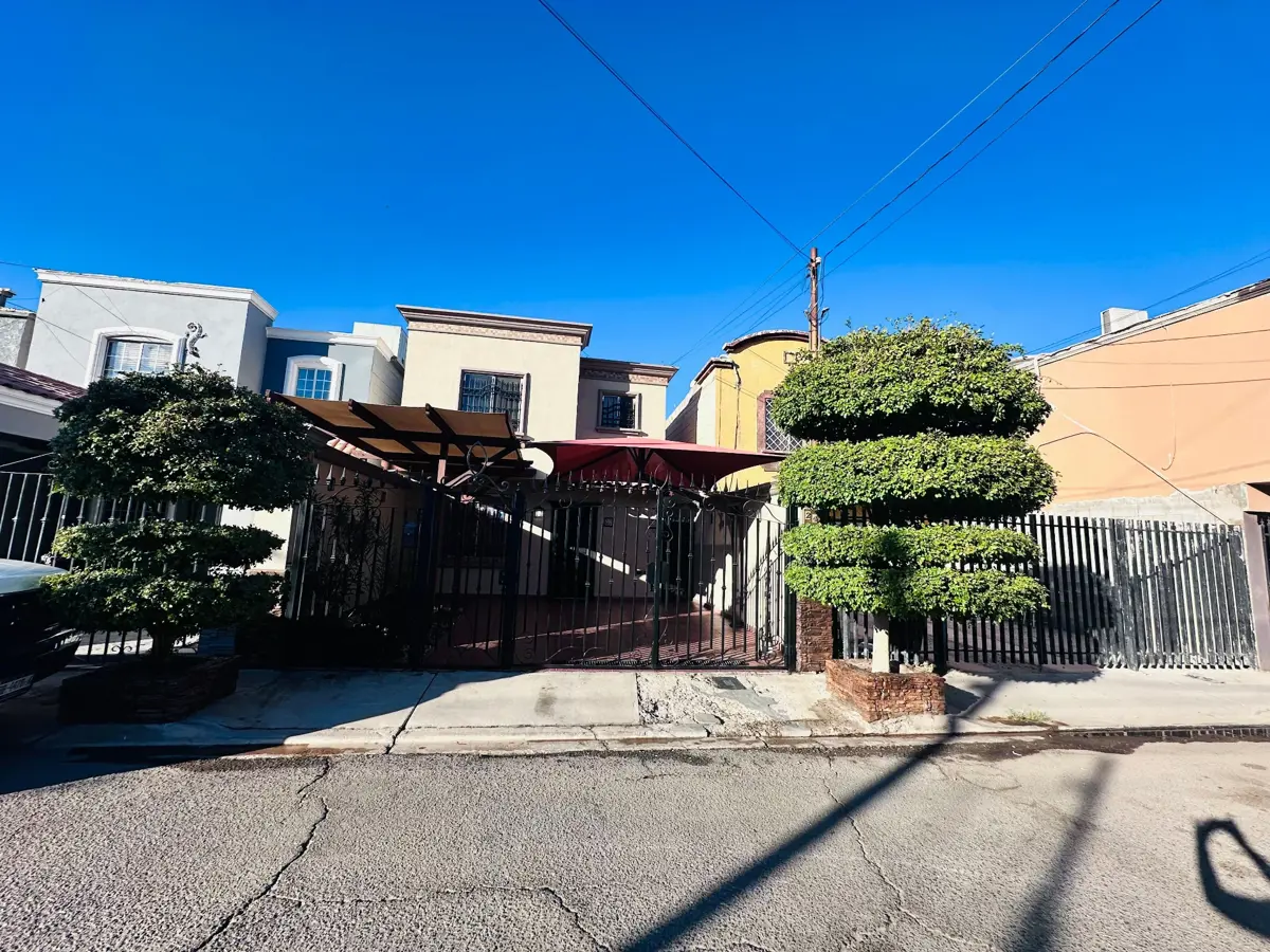 Casa en renta en Villa del Rey Tercera Etapa, Mexicali — foto 1 de 7