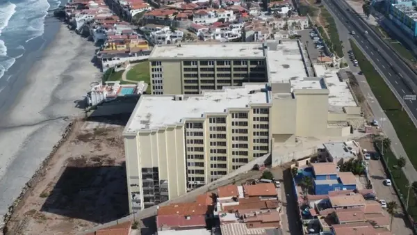 Edificio en venta en Playa Blanca, Tijuana — foto 3 de 3