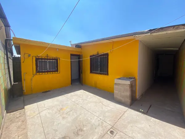 Casa en venta en Popular Nacionalistas, Mexicali — foto 2 de 11