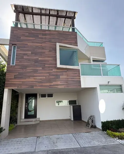 Casa en renta en Lomas de Angelópolis, San Andrés Cholula, Puebla Casa en renta en Lomas de Angelópolis, San Andrés Cholula, Puebla