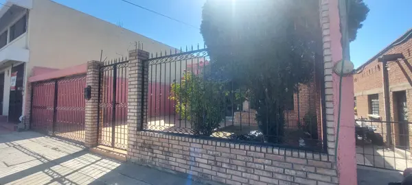 Casa en venta en Republica Poniente, Saltillo — foto 3 de 32