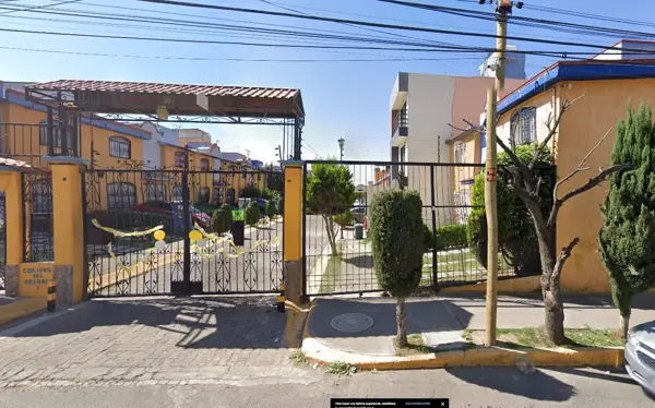 Casa en venta en San Buenaventura, Ixtapaluca — foto 2 de 12