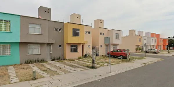 Casa en venta en Ferrocarriles Sección Rinconada Santa Anita, Querétaro — foto 2 de 16