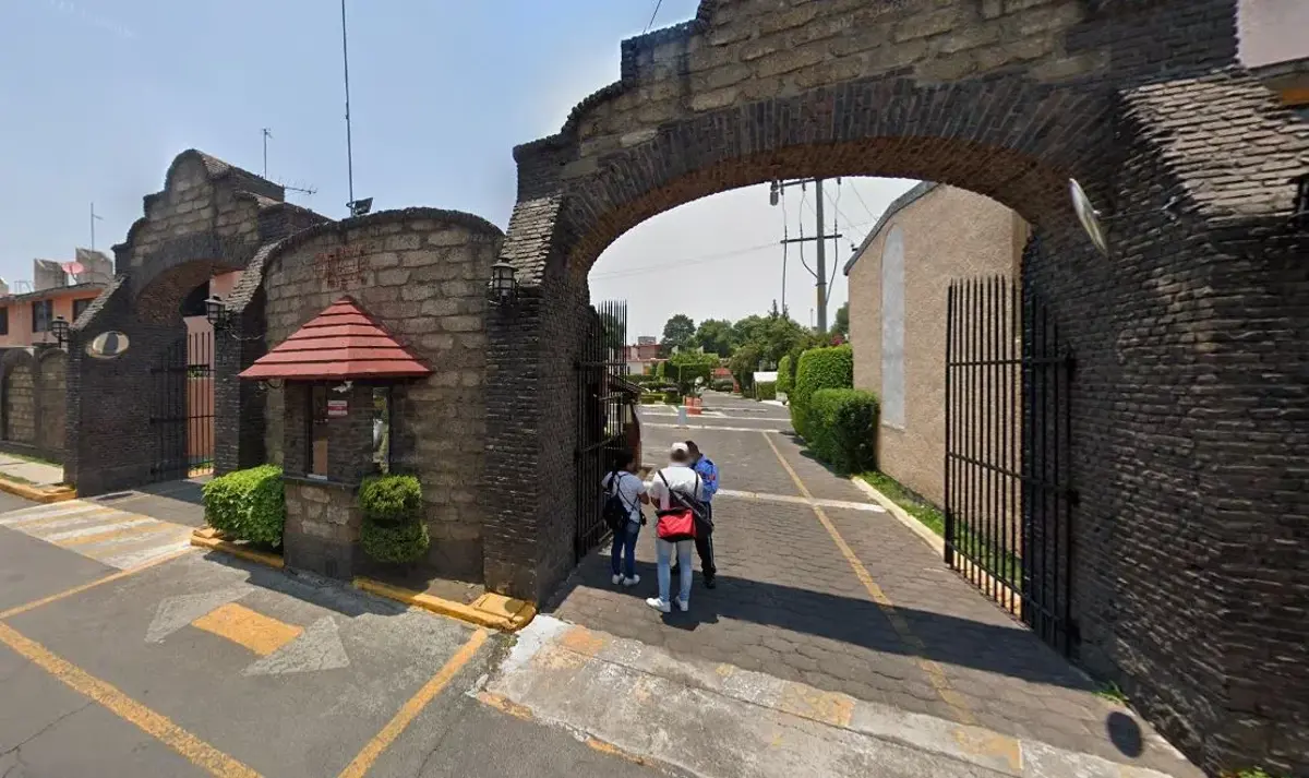 Casa en venta en Ex Hacienda Coapa, Tlalpan — foto 1 de 10