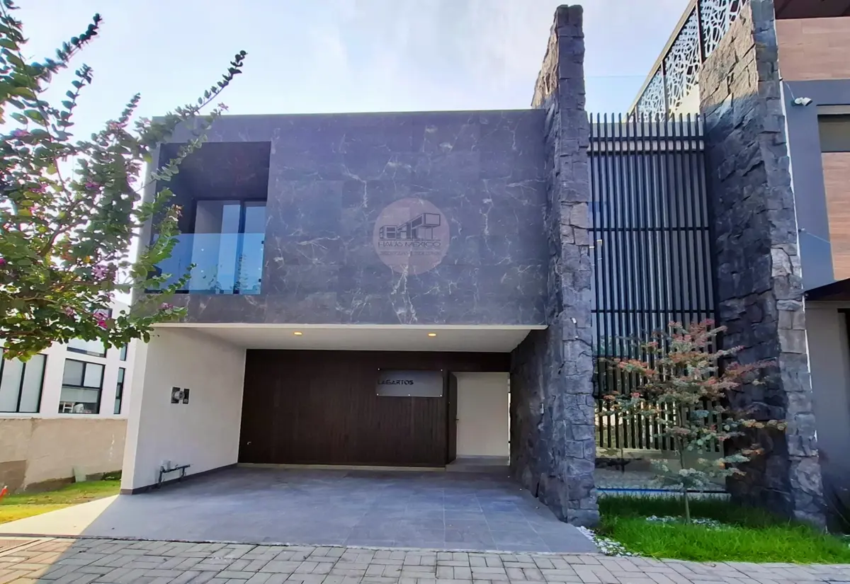 Casa en renta en Lomas de Angelópolis, San Andrés Cholula — foto 1 de 19