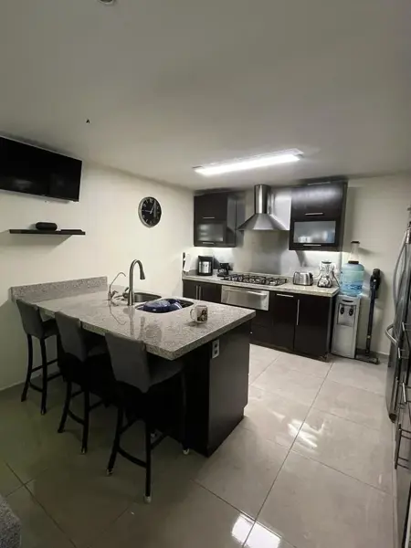 Casa en venta en Cerradas de Anáhuac Sector Contemporáneo, General Escobedo — foto 3 de 32