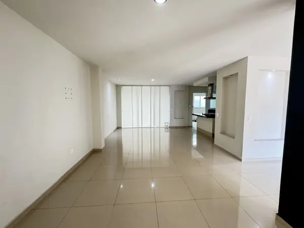 Casa en venta en Valle Imperial, Zapopan — foto 2 de 23