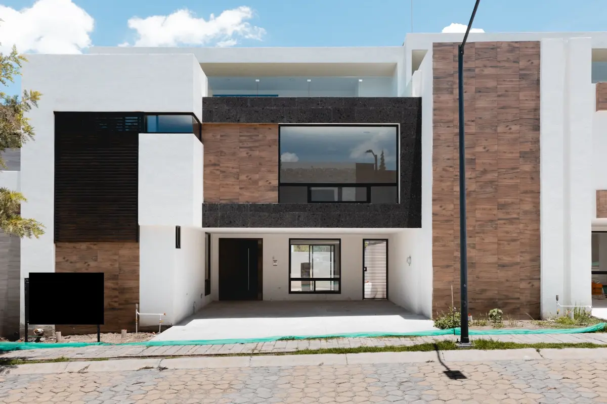 Casa en venta en Lomas de Angelópolis, San Andrés Cholula — foto 1 de 16