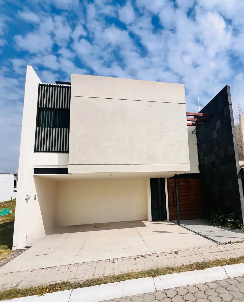 Casa en venta en Lomas de Angelópolis, Ocoyucan — foto 1 de 12