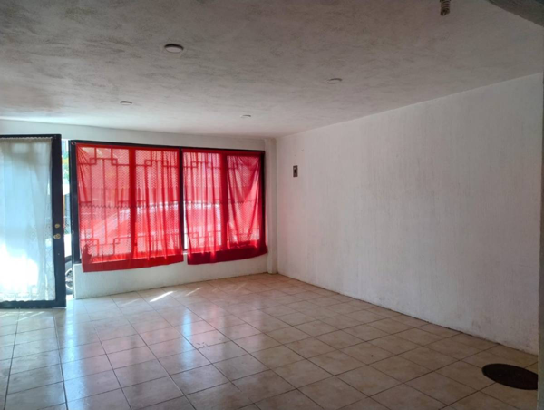 Casa en venta en Los Fresnos, Tlajomulco de Zúñiga — foto 3 de 17