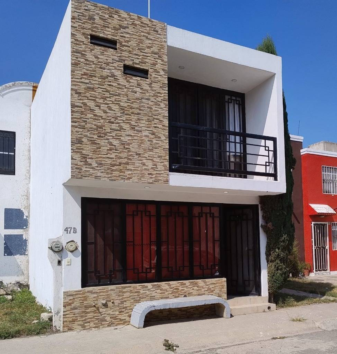 Casa en venta en Los Fresnos, Tlajomulco de Zúñiga — foto 1 de 17