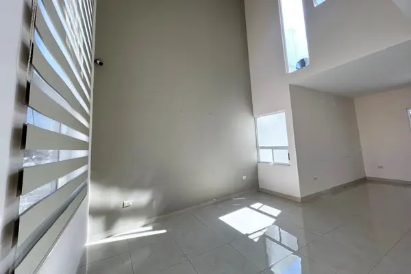 Casa en venta en Villa Bonita, Saltillo — foto 2 de 20