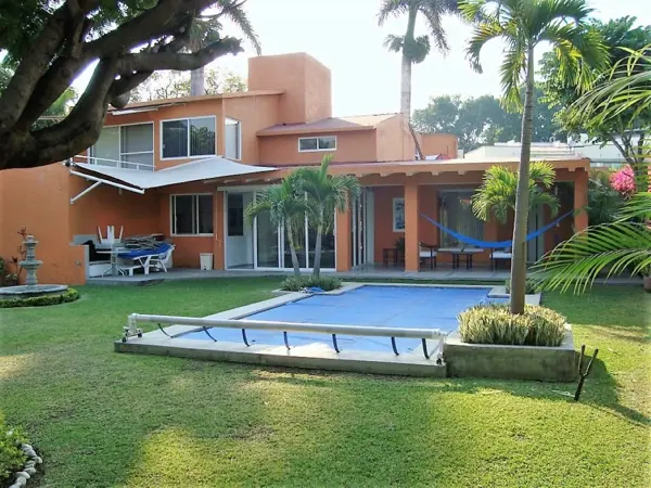 Casa en venta en Sumiya, Jiutepec — foto 2 de 39