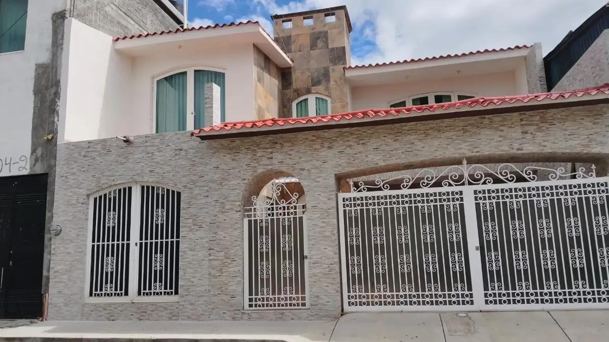 Casa en venta en Dieciocho de Mayo, Morelia — foto 1 de 14