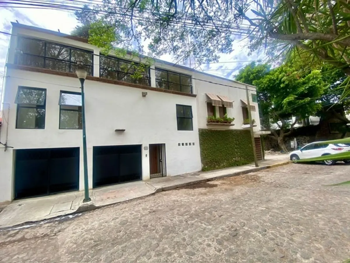 Casa en venta en Chimalistac, Álvaro Obregón — foto 1 de 19
