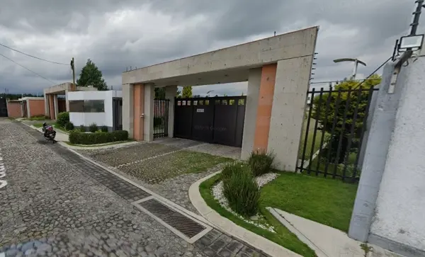 Casa en venta en Cacalomacán Centro, Toluca — foto 2 de 18