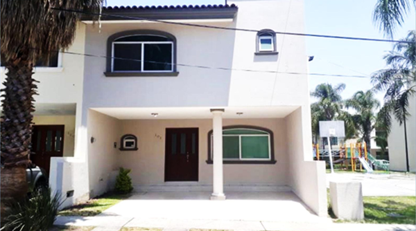 Casa en Valle de San Isidro, Zapopan, Jalisco