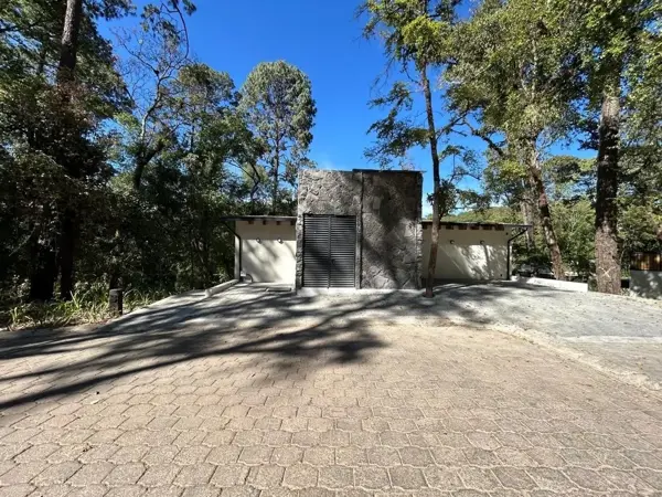 Casa en venta en Avandaro, Valle de Bravo — foto 3 de 25