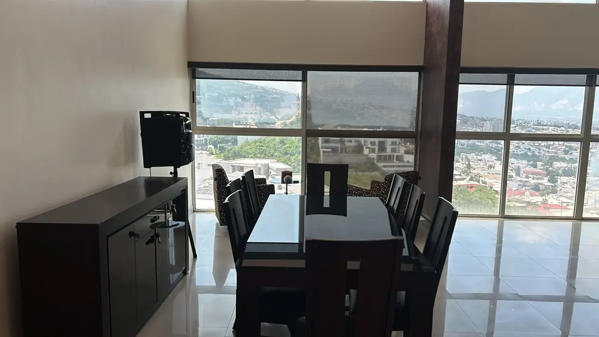 Casa en venta en Residencial Dinastía, Monterrey — foto 1 de 9