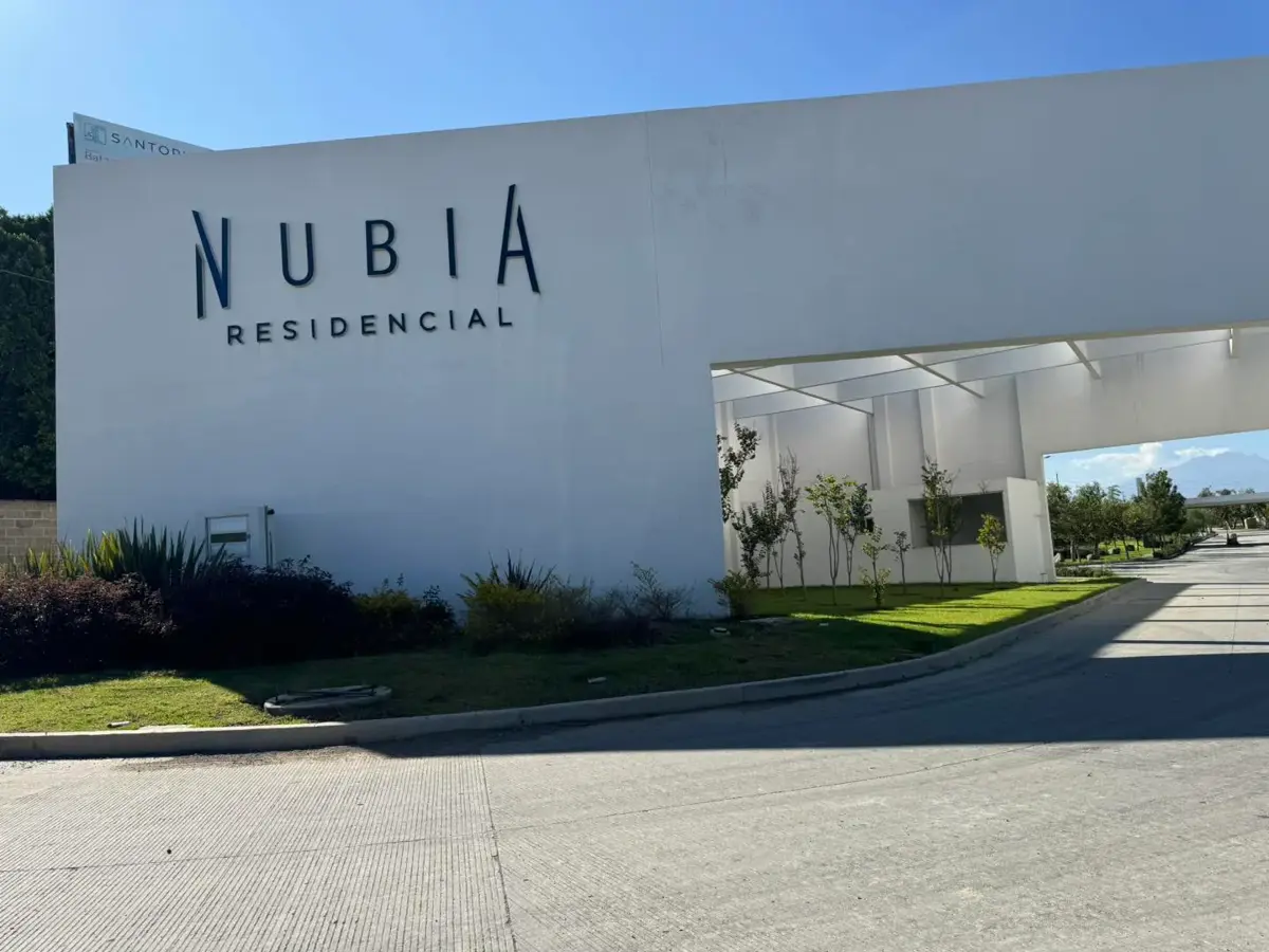 Terreno en venta en Lomas de Angelópolis, Ocoyucan — foto 1 de 33