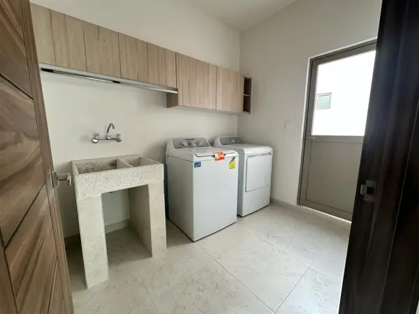 Casa en venta en Los Viñedos, Torreón — foto 2 de 13