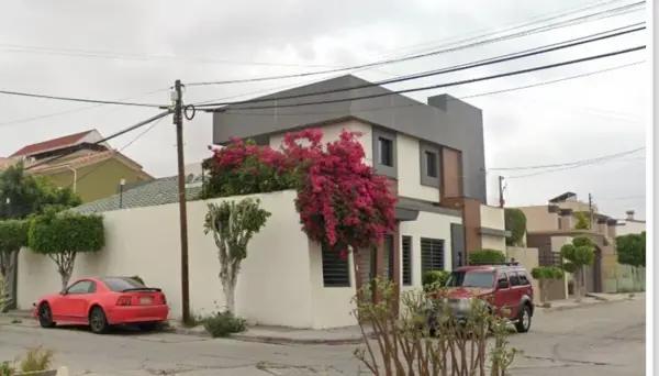 Casa en venta en Maestros Universitarios, Tijuana — foto 2 de 8