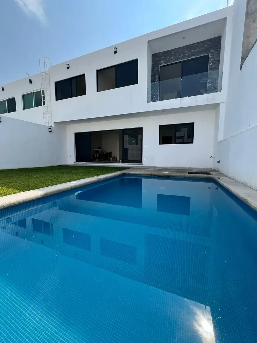 Casa en venta en Lomas del Manantial, Xochitepec — foto 1 de 12