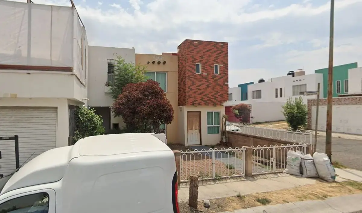 Casa en venta en Loma Larga, Morelia — foto 1 de 10