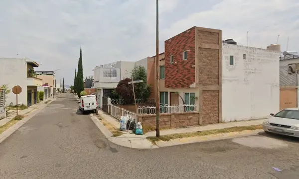 Casa en venta en Loma Larga, Morelia — foto 2 de 10