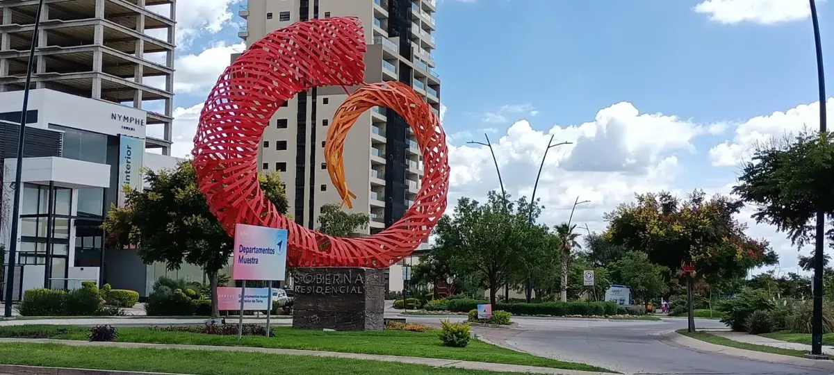 Casa en renta en Soberna, León — foto 1 de 57