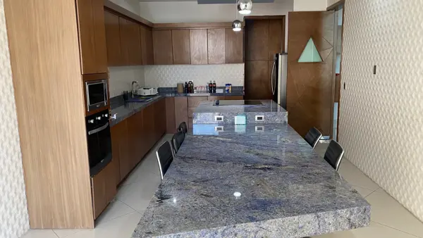 Casa en venta en Jardines de Versalles, Saltillo — foto 3 de 21