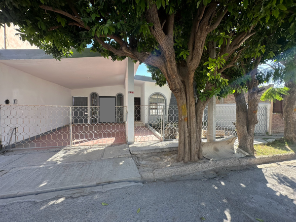 Casa en venta en Estrella, Torreón — foto 3 de 27