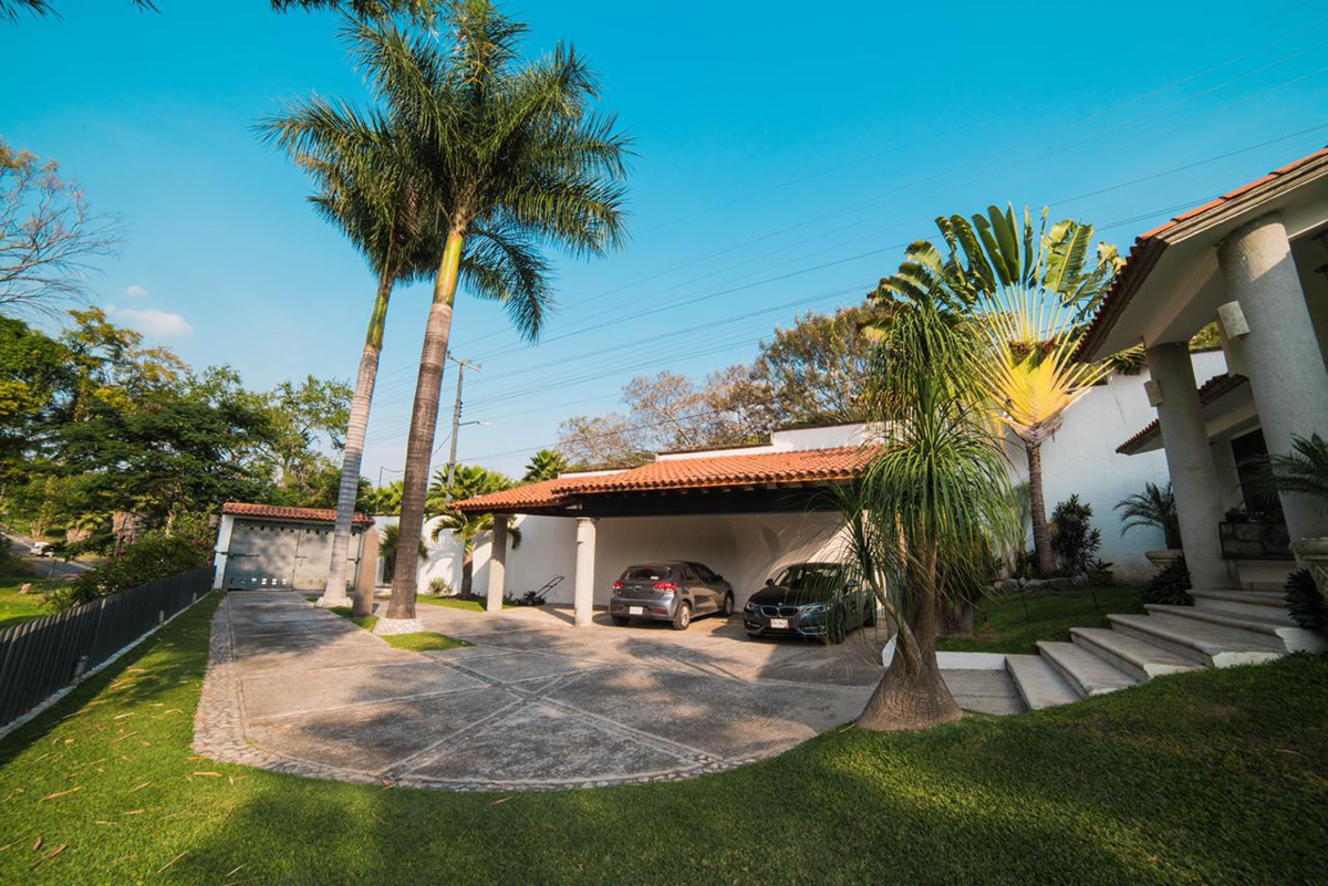 Casa en venta en Brisas de Cuernavaca, Cuernavaca — foto 1 de 7