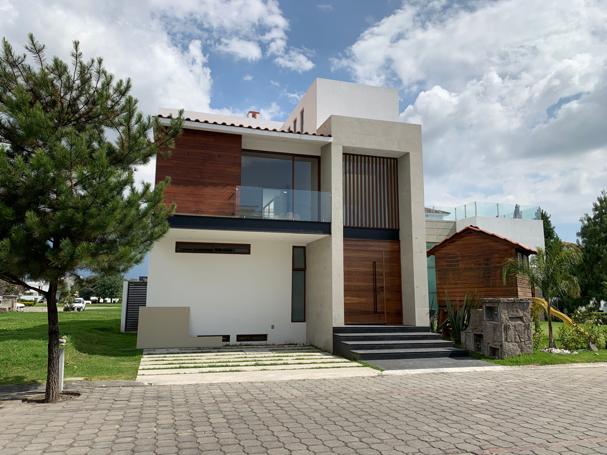 Casa en venta en Condado del Valle, Metepec — foto 1 de 21