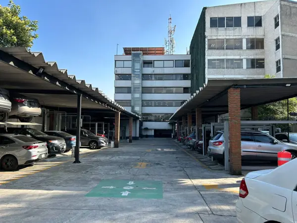 Oficina en renta en Lomas Altas, Miguel Hidalgo — foto 3 de 26