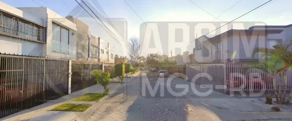 Casa en venta en Jardines Del Valle, Zapopan — foto 3 de 64