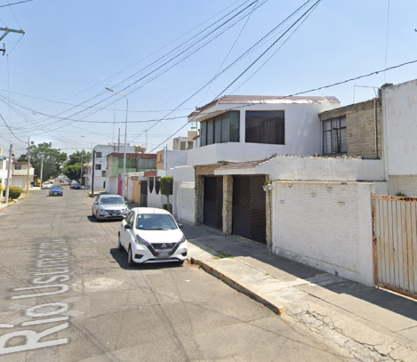 Casa en venta en Jardines de San Manuel, Puebla — foto 3 de 15
