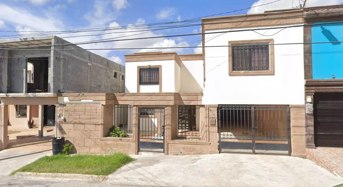 Casa en venta en Las Fuentes Sección Lomas, Reynosa — foto 1 de 12