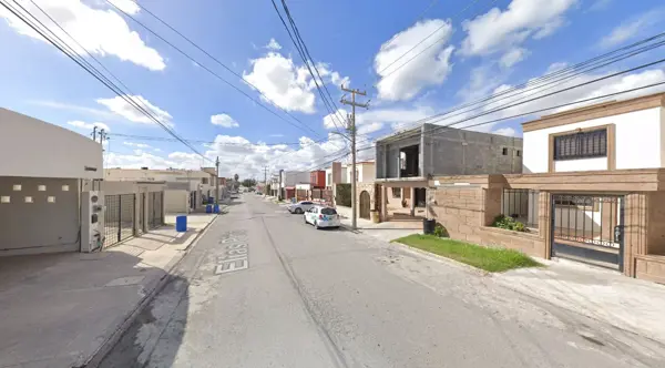 Casa en venta en Las Fuentes Sección Lomas, Reynosa — foto 3 de 12